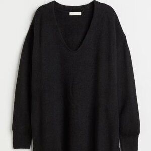 H&M black V-neck sweater (size XS)